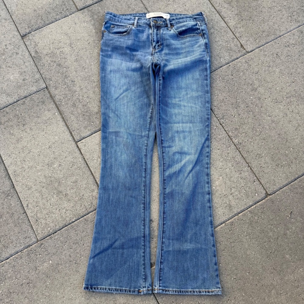 Abercrombie & Fitch 6S W28 L31 Bootcut Jeans Medium Wash Blue Denim